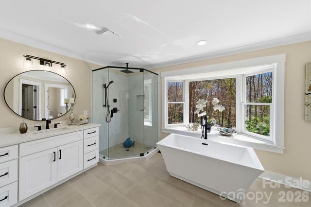 913 Kelly Road, Mount Holly, NC 28120