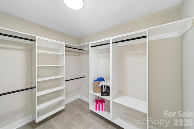 913 Kelly Road, Mount Holly, NC 28120