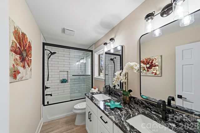 913 Kelly Road, Mount Holly, NC 28120