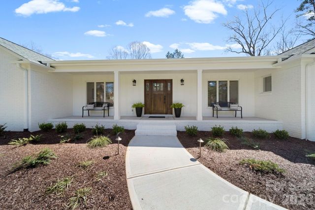 913 Kelly Road, Mount Holly, NC 28120