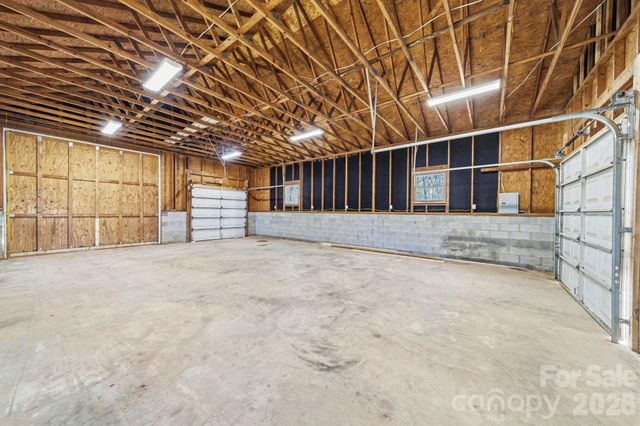 913 Kelly Road, Mount Holly, NC 28120