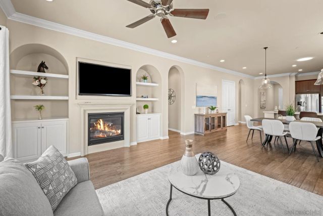 7114 Sitio Destino, Carlsbad, CA 92009