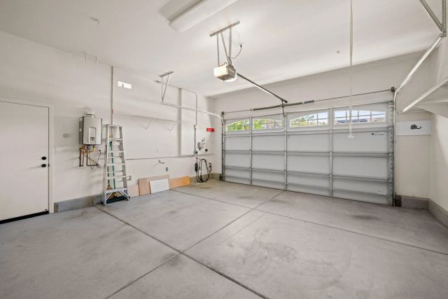 7114 Sitio Destino, Carlsbad, CA 92009