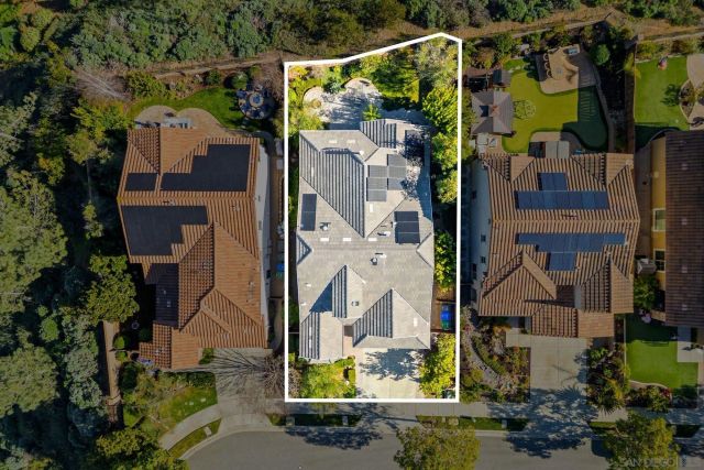 7114 Sitio Destino, Carlsbad, CA 92009