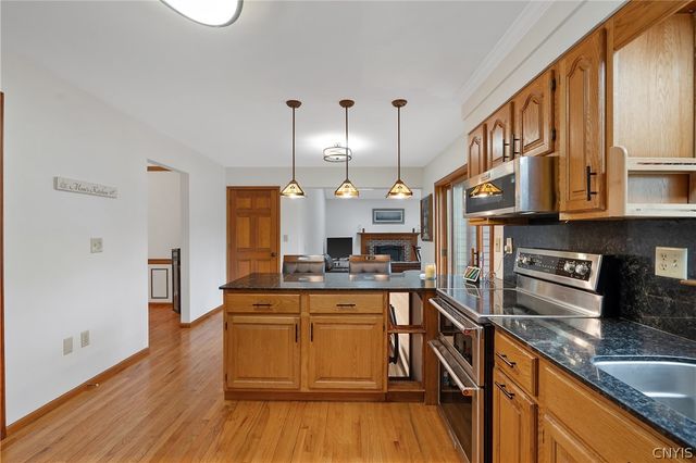 4527 Lamplighter Lane, Manlius, NY 13104