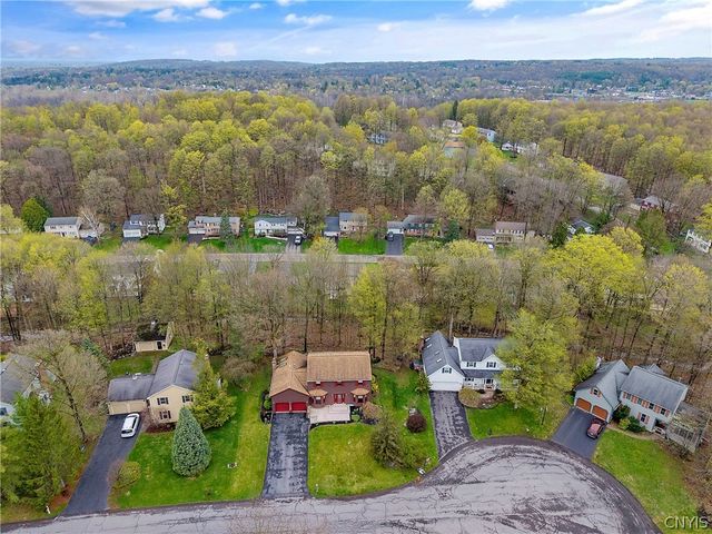 4527 Lamplighter Lane, Manlius, NY 13104