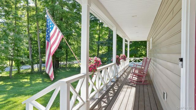 4 Cameli Drive, Wappingers Falls, NY 12590