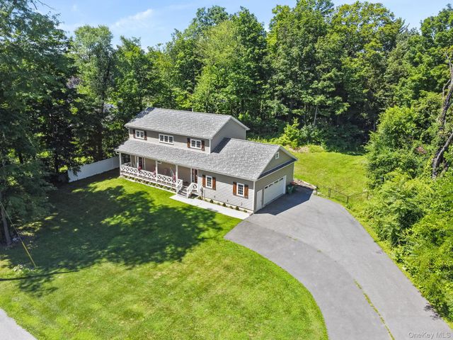 4 Cameli Drive, Wappingers Falls, NY 12590
