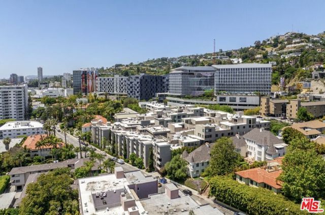 8455 Fountain Avenue 529, West Hollywood, CA 90069