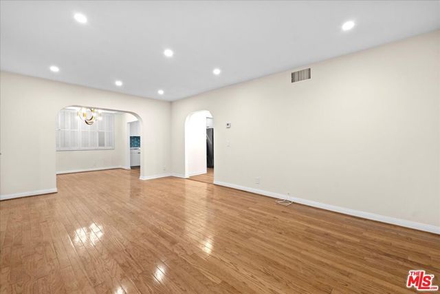 8455 Fountain Avenue 529, West Hollywood, CA 90069