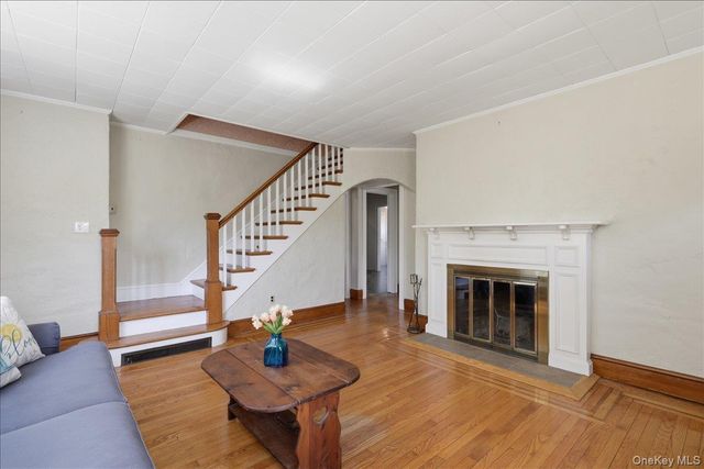 200 Van Buren Street, Centerport, NY 11721