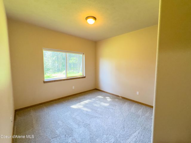 19058 W Panther Rock CT, Hauser, ID 83854