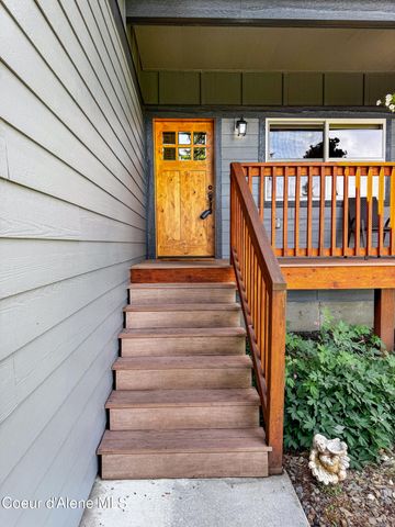 19058 W Panther Rock CT, Hauser, ID 83854