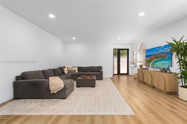 3125 Jackson Ave 3125, Miami, FL 33133