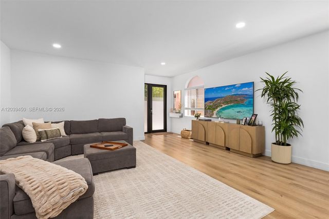 3125 Jackson Ave 3125, Miami, FL 33133