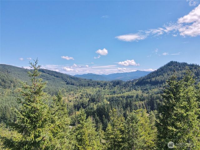 49923 146th Avenue E, Eatonville, WA 98328