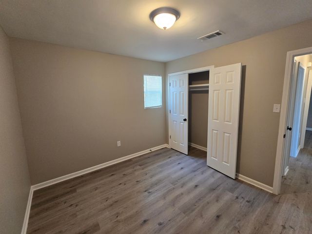 4362 SUNCREST DR, Memphis, TN 38112