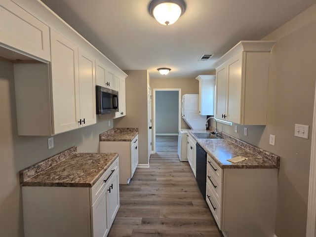 4362 SUNCREST DR, Memphis, TN 38112