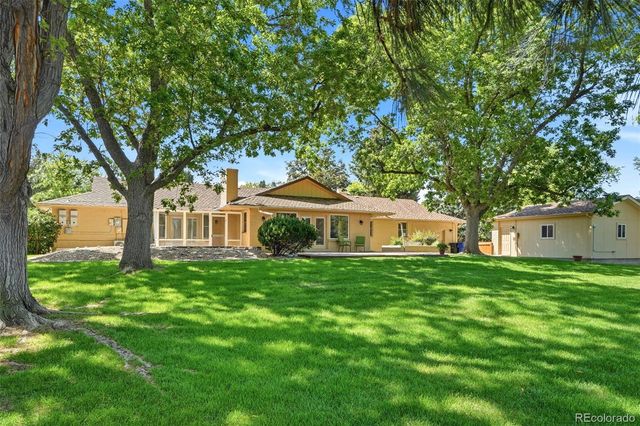 2429 S Chase Lane, Lakewood, CO 80227