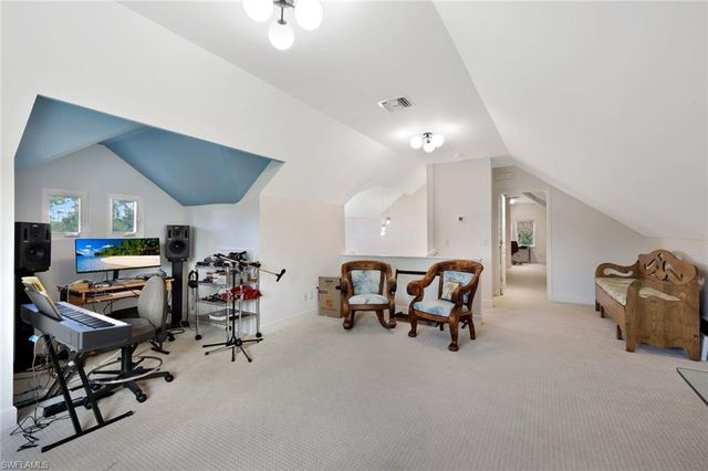 1063 Frank Whiteman BLVD, Naples, FL 34103