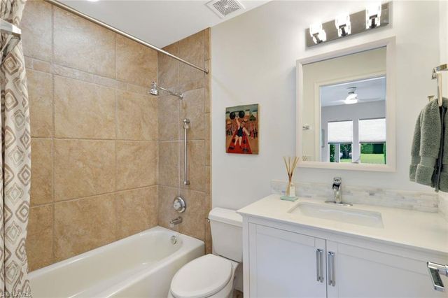 1063 Frank Whiteman BLVD, Naples, FL 34103