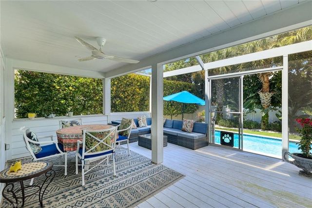 1063 Frank Whiteman BLVD, Naples, FL 34103