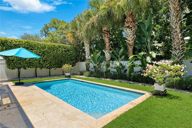 1063 Frank Whiteman BLVD, Naples, FL 34103
