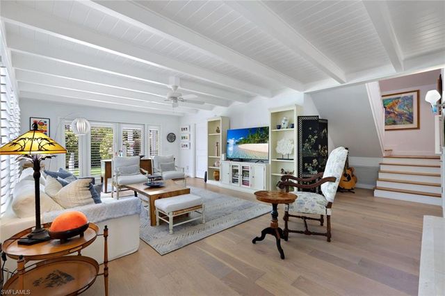 1063 Frank Whiteman BLVD, Naples, FL 34103