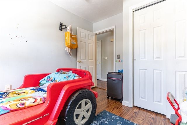 14 Pleasant St B, Franklin, MA 02038