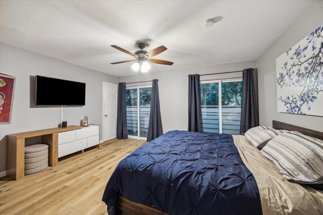 1608 Prairie Mark Lane, Houston, TX 77077