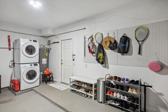 1608 Prairie Mark Lane, Houston, TX 77077