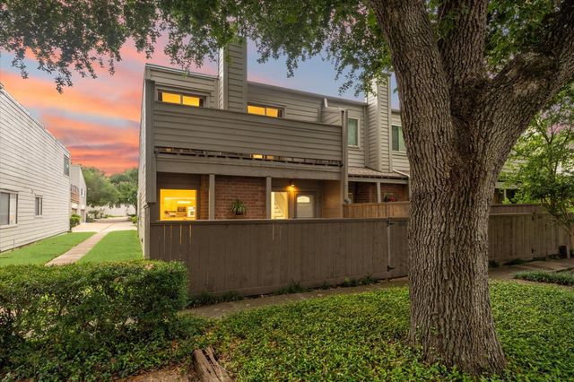 1608 Prairie Mark Lane, Houston, TX 77077