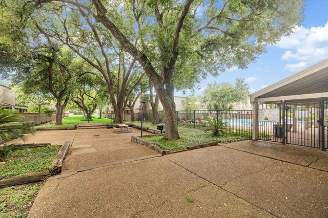 1608 Prairie Mark Lane, Houston, TX 77077