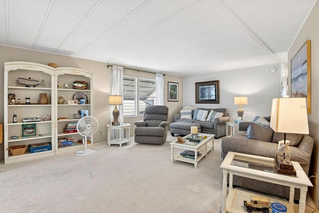 91 CABALLO WAY, Bradenton, FL 34209