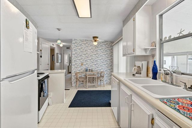 91 CABALLO WAY, Bradenton, FL 34209