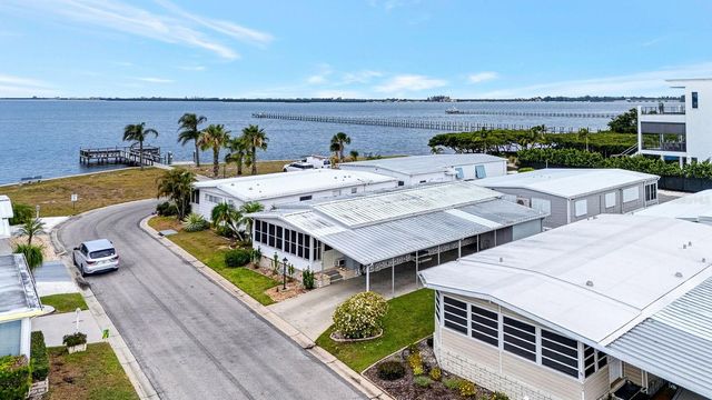 91 CABALLO WAY, Bradenton, FL 34209