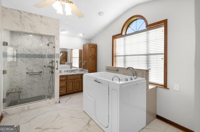 4909 Perry Road, Claxton, GA 30417