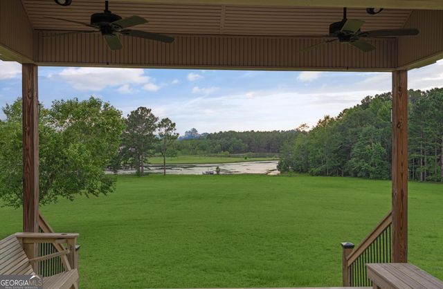 4909 Perry Road, Claxton, GA 30417