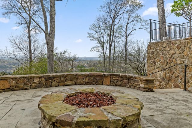 2241 Heavenly View, Ooltewah, TN 37363