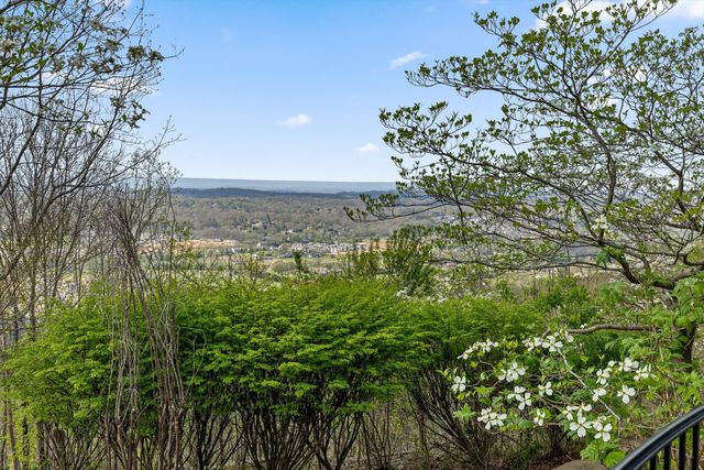 2241 Heavenly View, Ooltewah, TN 37363
