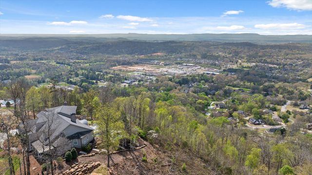 2241 Heavenly View, Ooltewah, TN 37363