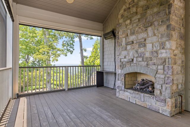 2241 Heavenly View, Ooltewah, TN 37363