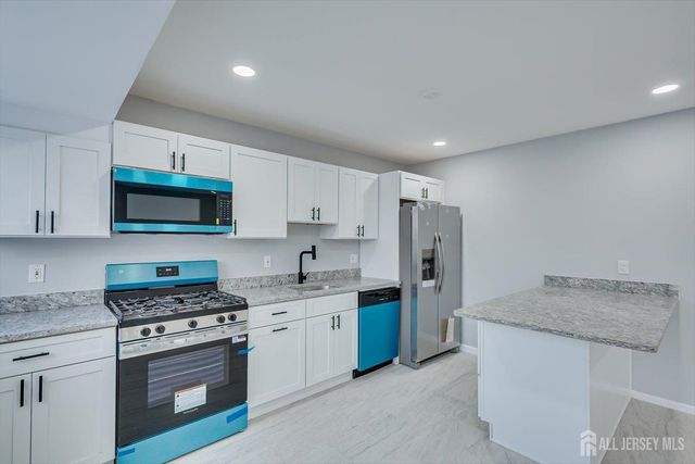 203 Canterbury Court, East Windsor, NJ 08520