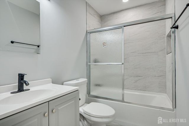 203 Canterbury Court, East Windsor, NJ 08520