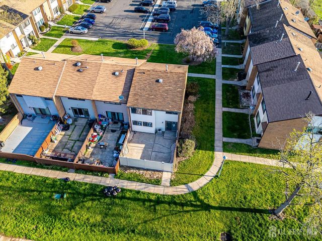 203 Canterbury Court, East Windsor, NJ 08520