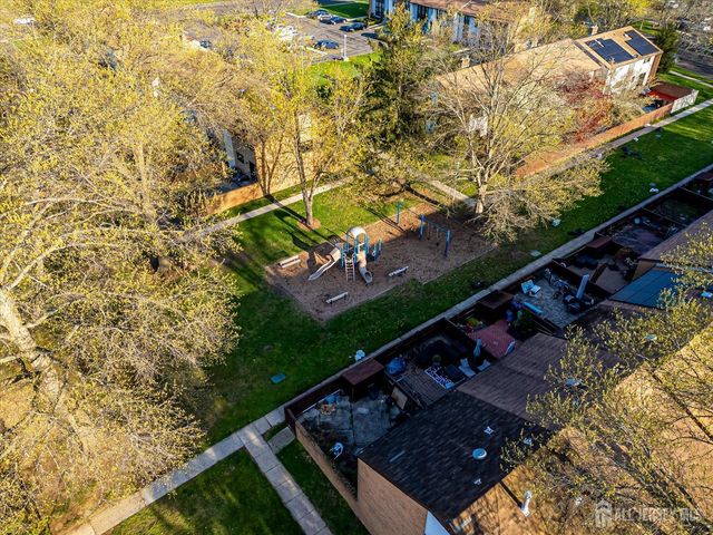 203 Canterbury Court, East Windsor, NJ 08520