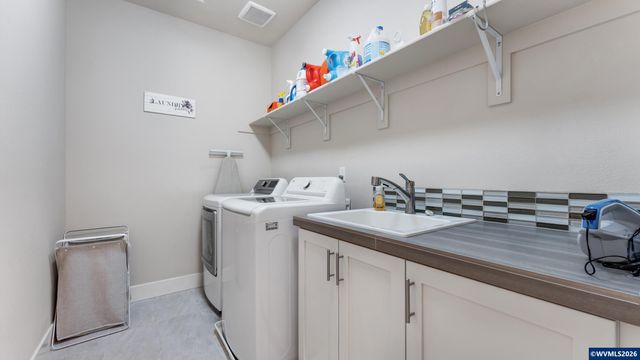 15285 SW Peace Av, Tigard, OR 97224
