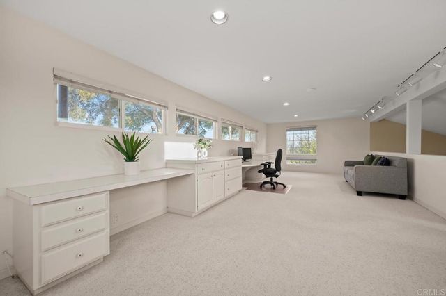 2469 E Mission Road, Fallbrook, CA 92028