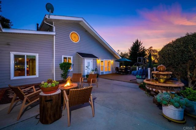 2469 E Mission Road, Fallbrook, CA 92028