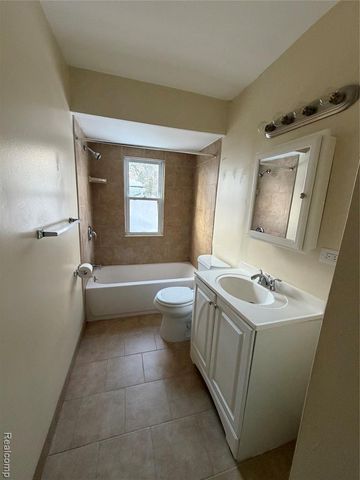 247 Girard Avenue, Royal Oak, MI 48073